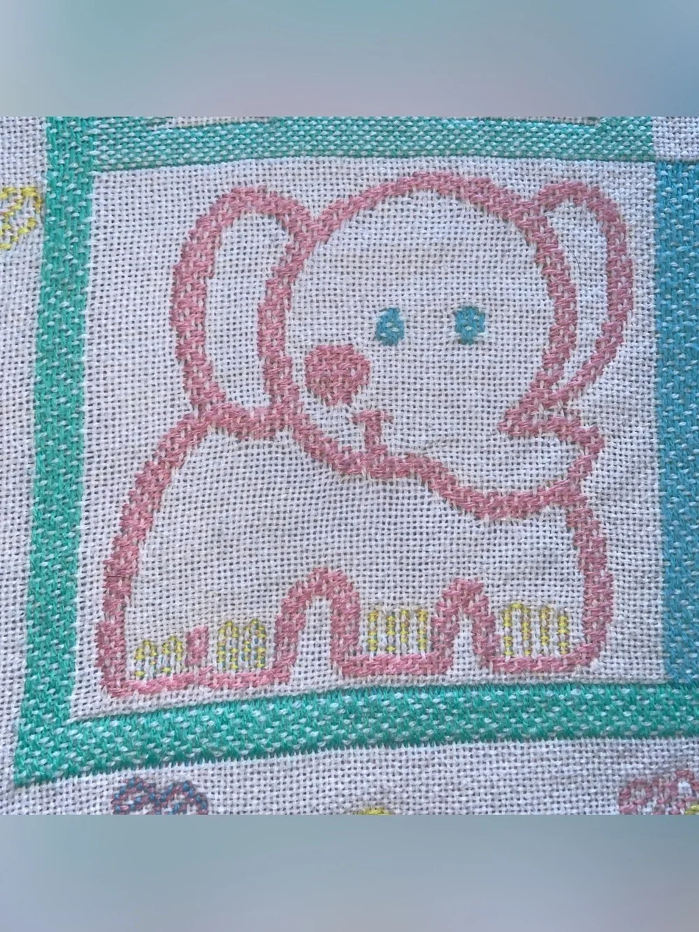 None 90s crib giraffe